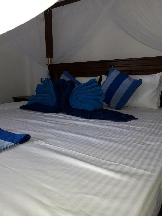 The Wave'S Guest House Mirissa Εξωτερικό φωτογραφία