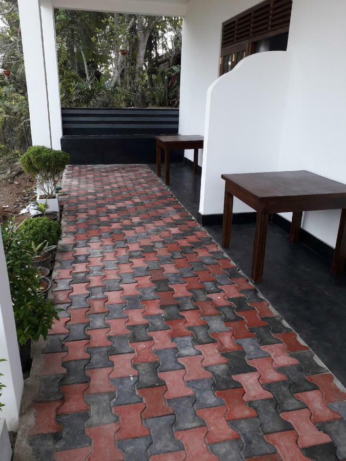 The Wave'S Guest House Mirissa Εξωτερικό φωτογραφία